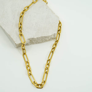 Collar eslabones dorada